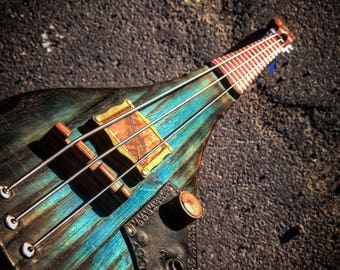 Electric Bass Guitar. Luthier Three-string Bass by DaShtick Guitars.