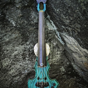 Electric cello with sympathetic strings/ 5-string custom cello/