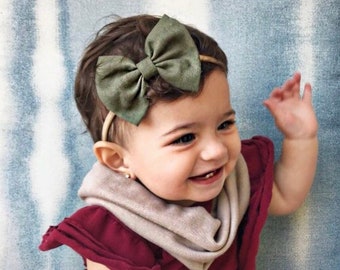 Hunter Green Linen: baby bow