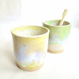 Handmade pair of stoneware lemon and lime dimpled 9oz/250ml tumblers, speckled clay, image 2