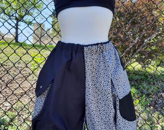 Pantaloncini a sbuffo neri e grigi con stampa di teschi e ossa, tasche cargo, taglie XL-2XL, stile gotico, pirata, festival, punk, whimsigoth