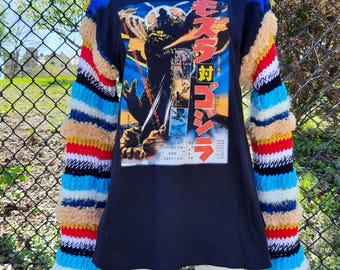 Godzilla Mothra suéter de punto a mano, manga túnica, camiseta, talla M-L, peludo, kitsch, maximalista, monstruo kaiju Harajuku