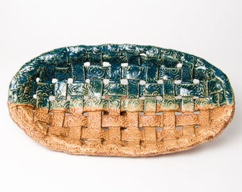 Medium Oblong Lattice Bowl