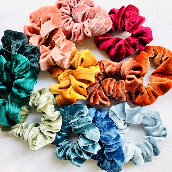 Scrunchies- Haarschmuck- aus Samt- Haarschmuck- Hochzeitsgeschenk- Handgemachtes Schollekleid