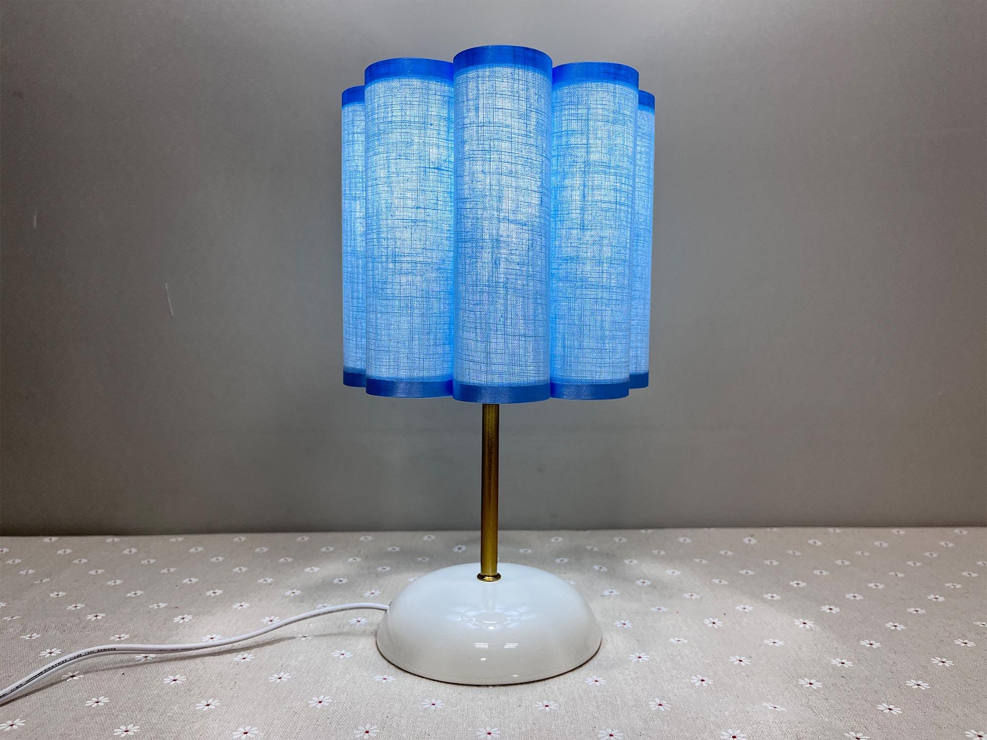 プリーツシェード付き手作り陶器テーブルランプ - Etsy 日本