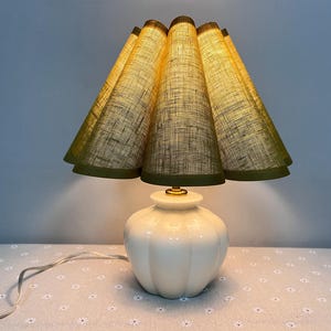 Olive Green Table Lamp, Unique Desk Lamp Made of Pumpkin Ceramic Base and Olive Green Lamp Shade, Contemporary Bedside Lamp, Table Light. L7