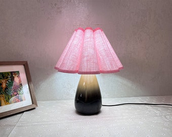 Roze lampenkap, geplooide tinten, linnen bloemblaadje lampenkappen, aangepaste kinderkamer lampenkappen, verkrijgbaar in 14 kleuren.
