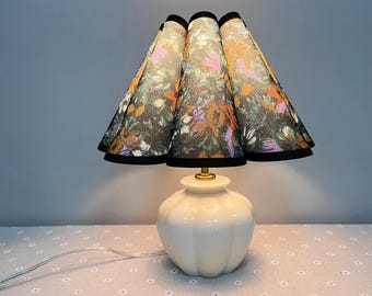 Vintage Floral Oil Painting Style Table Lamp, Scallop Pleated Lampshade
