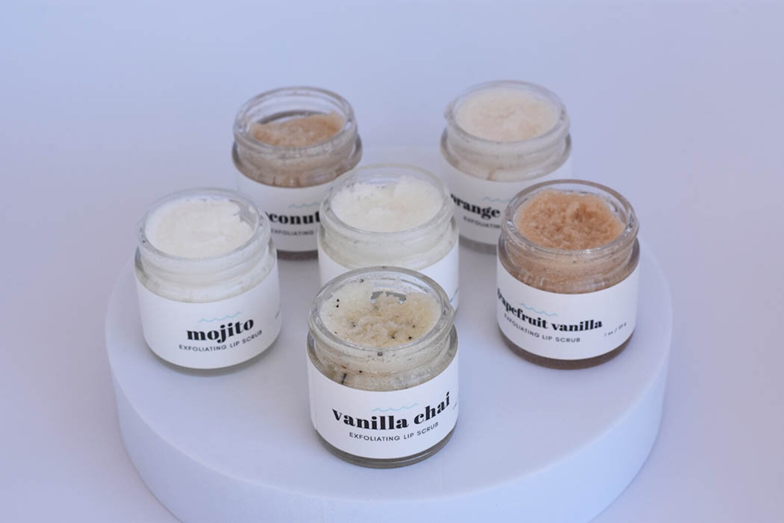 LIP SCRUB // Essential Oils // Exfoliating // Vitamin E Oil // Etsy