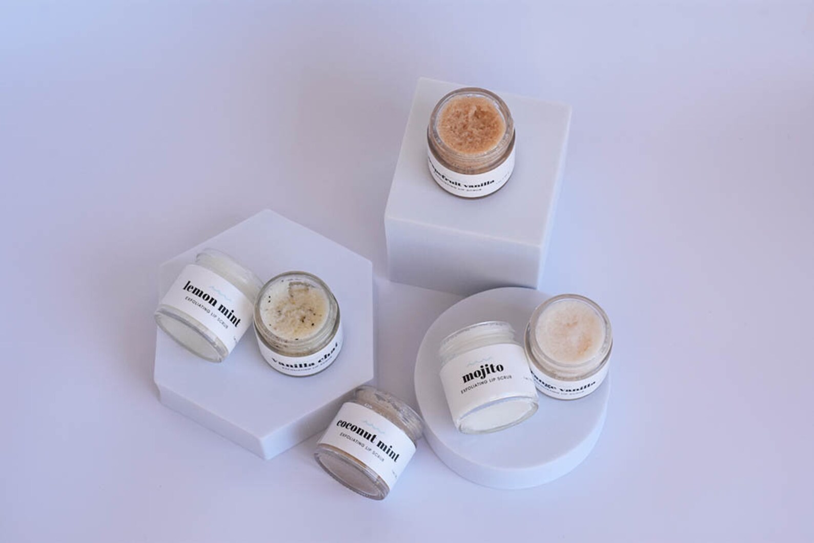 LIP SCRUB // Essential Oils // Exfoliating // Vitamin E Oil // Etsy