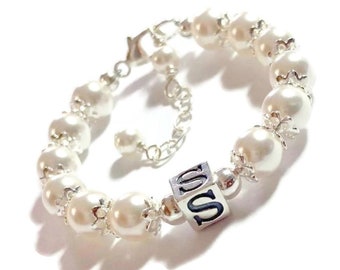 Pearl Baby Bracelet Personalized Flower Girl Bracelet, Flower Girl Gift, Custom Little Girl Bracelet,  Gifts for Flower Girl, Toddler Gift