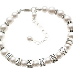 Flower Girl Bracelet with Name, Toddler Flower Girl Gift, Bridal Party Jewelry, Junior Bridesmaid Gift, Custom Wedding Jewelry Flowergirl