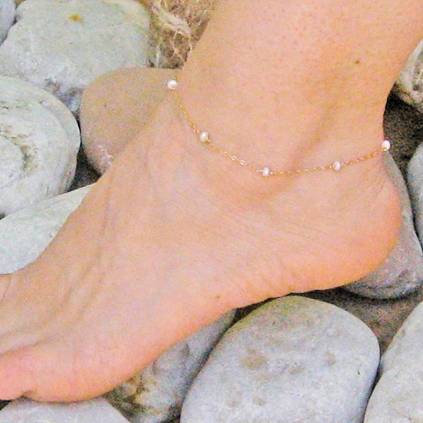 White Freshwater Pearl Anklet 14k Gold Fill or Sterling Silver, Dainty Pearl Ankle Bracelets for Women