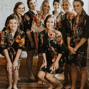 Bridesmaid wedding robes, Black Blooming roses robes, Plus size robes, Bridesmaid gifts, dressing gowns UK, Bridesmaid Robes Canada,