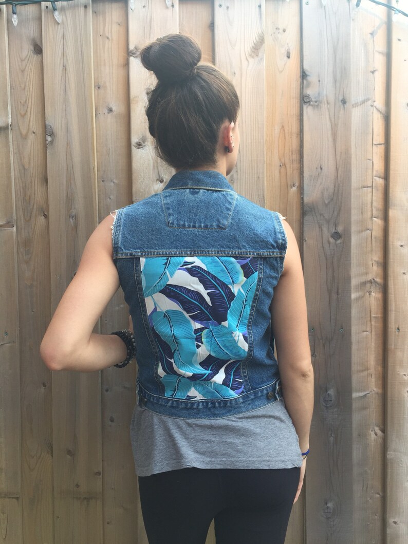 Second hand Denim vest Blue Palm Leaf