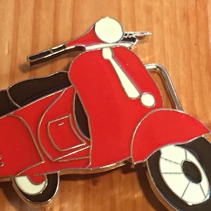Motorroller Vespa Rot Gürtelschnalle