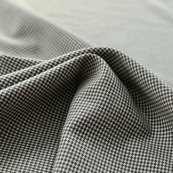Wool blend fabric - Houndstooth design - Grey & off-white - Suiting - 60" wide