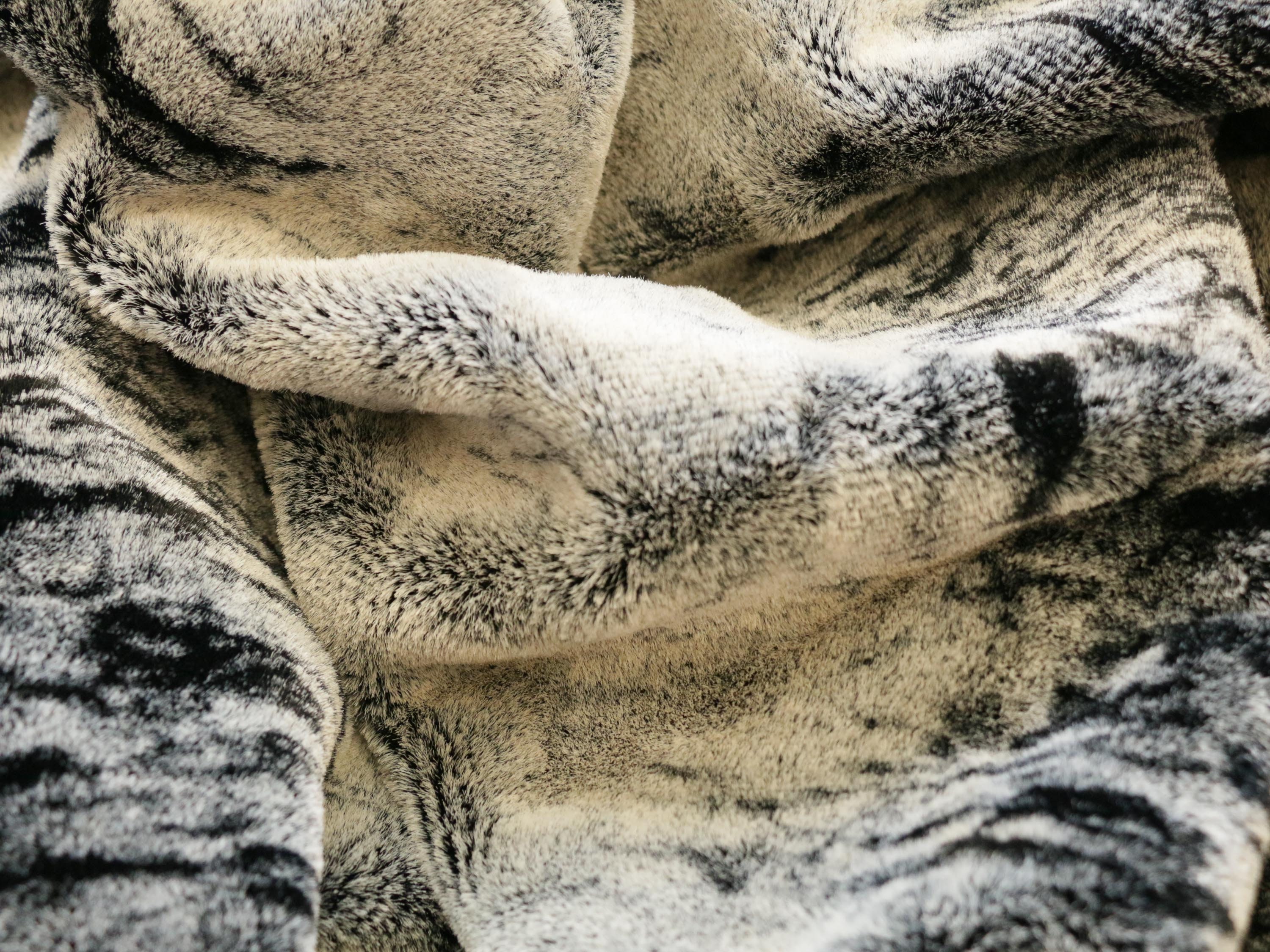 Faux Fur fabric wolf fur design Short pile 0.50mm | Etsy