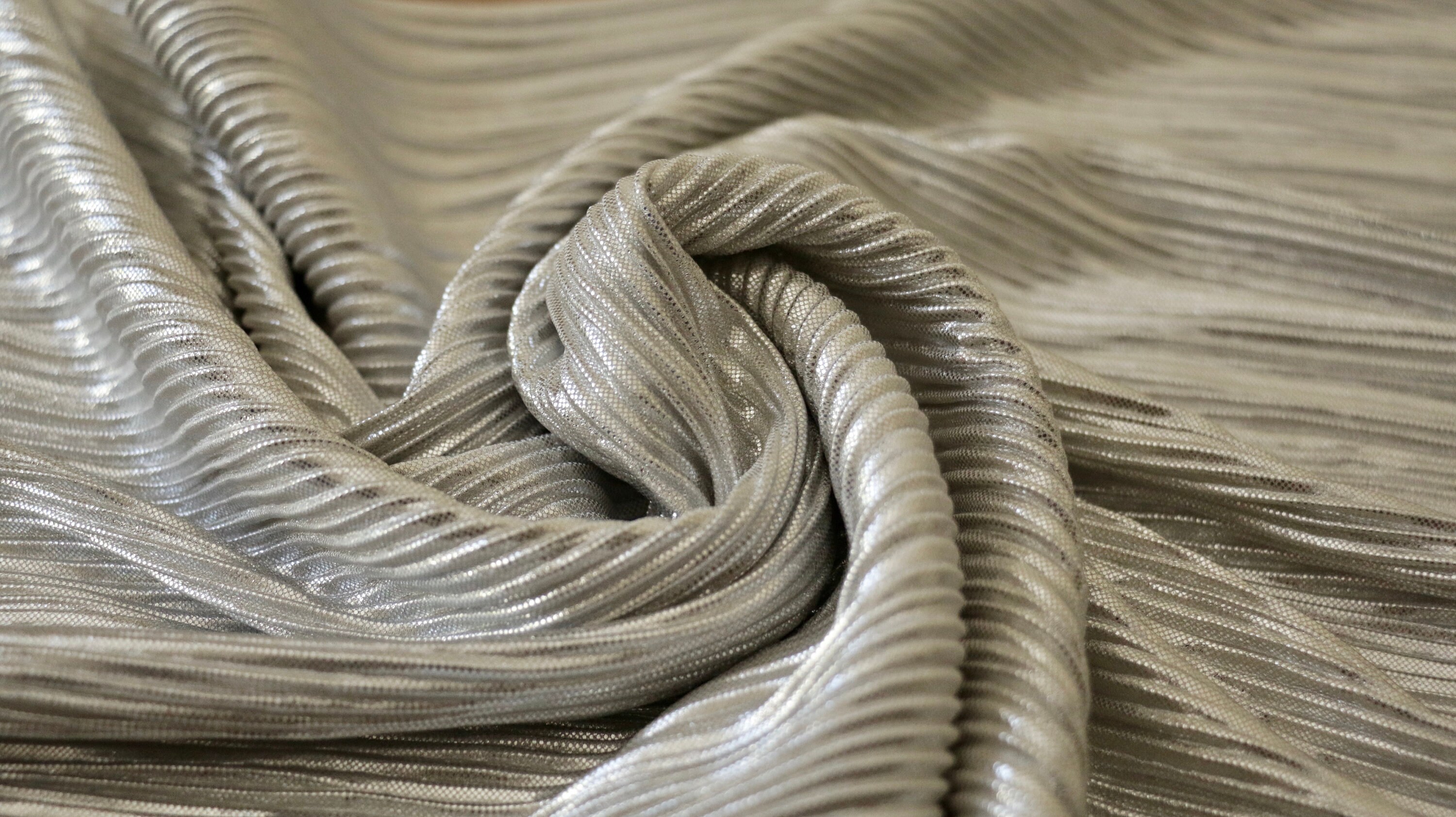 PLISSE FABRIC Metallic silver 2way stretch Etsy