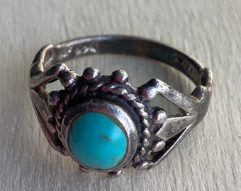 Turquoise Ring Southwest Style Sterling Silver Size 6.5 Marked NF 925