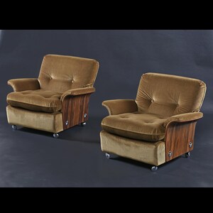 Pair of 1970s Mid-Century Modern G-Plan Tulip Group Rosewood Lounge Chairs image 2