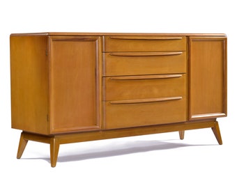 Buffet moderne restauré du milieu du siècle en érable massif Heywood Wakefield Wheat Credenza