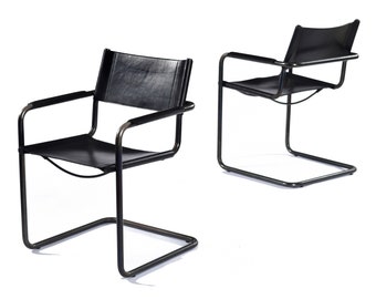 Pair of Matteo Grassi Cantilever Mg5 Black Leather Chairs by Centro Studi