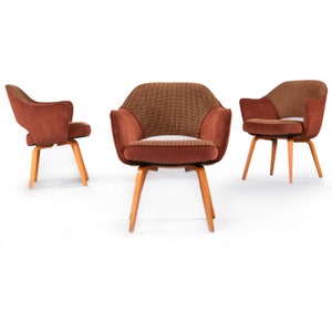 8 Burgundy and Tan Saarinen for Knoll Executive Arm Chairs With Wood Legs image 4