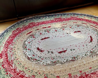 Christmas jelly roll throw rug  in red, green, tan “ Poinsettia “