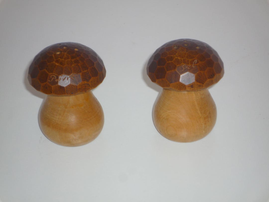 Lot De 2 Champignons En Bois Sculpté Faits Main – Décoration Naturelle