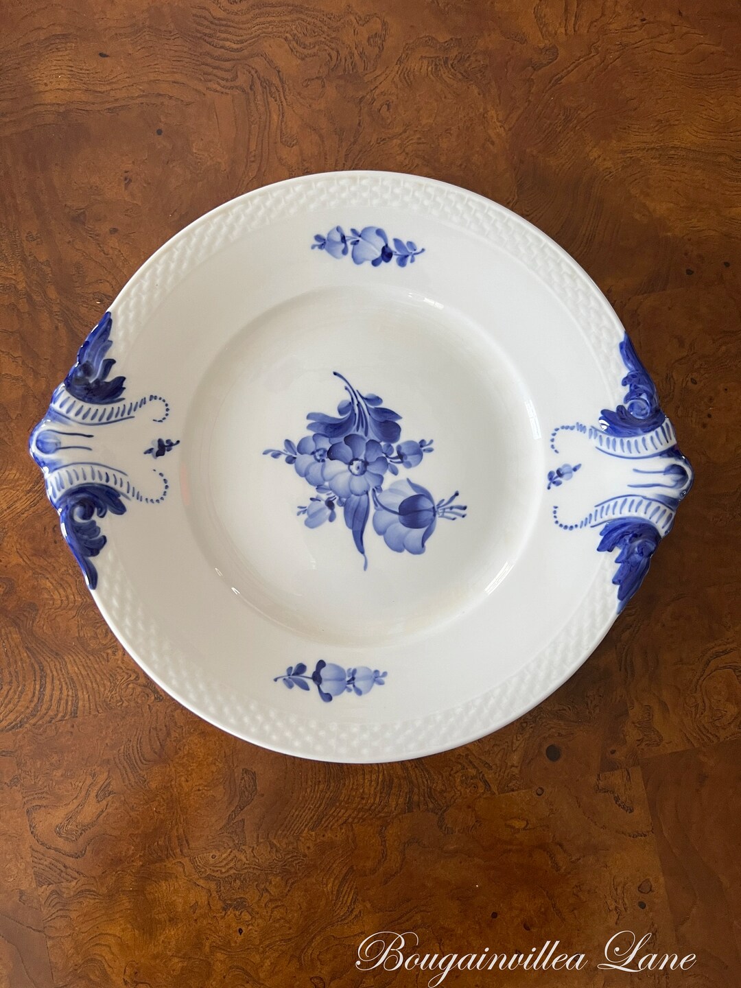 Royal Copenhagen 8162 Handled Round Platter/tray 12 3/8 Handle to