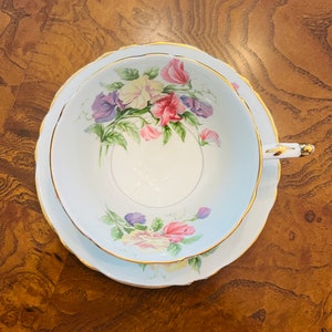 PARAGON Sweet Pea Flowers Light Blue – Double Warrant Marking  1952-1960, Made in England