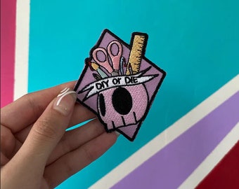 DIY ou die Fer brodé sur Patch Crafter Funny Pun Skull Skeleton Patch