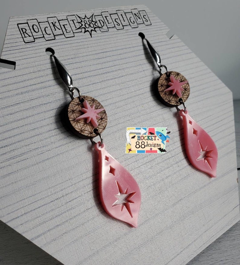 Dark Walnut Geometric & Pink Glossy Acrylic Dangle Earrings Laser Cut Jewelry Vintage Starburst Design Vintage Geometric Pattern Space Age image 2