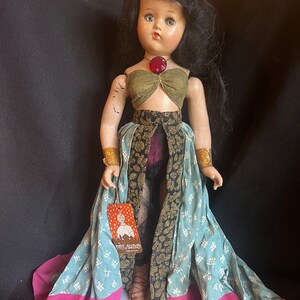 ¡MUY RARO! HELIMA la bailarina de la película de 1940 El ladrón de Bagdad - Todo original - ¡Diseñado y vestido por Mollye!