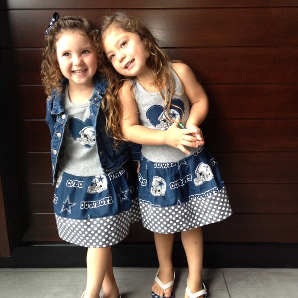 Vestido de los Dallas Cowboys. Chica vaqueros. Las chicas se visten. Vestido de vaqueros. Vestido de fútbol. Vestido de animadora.
