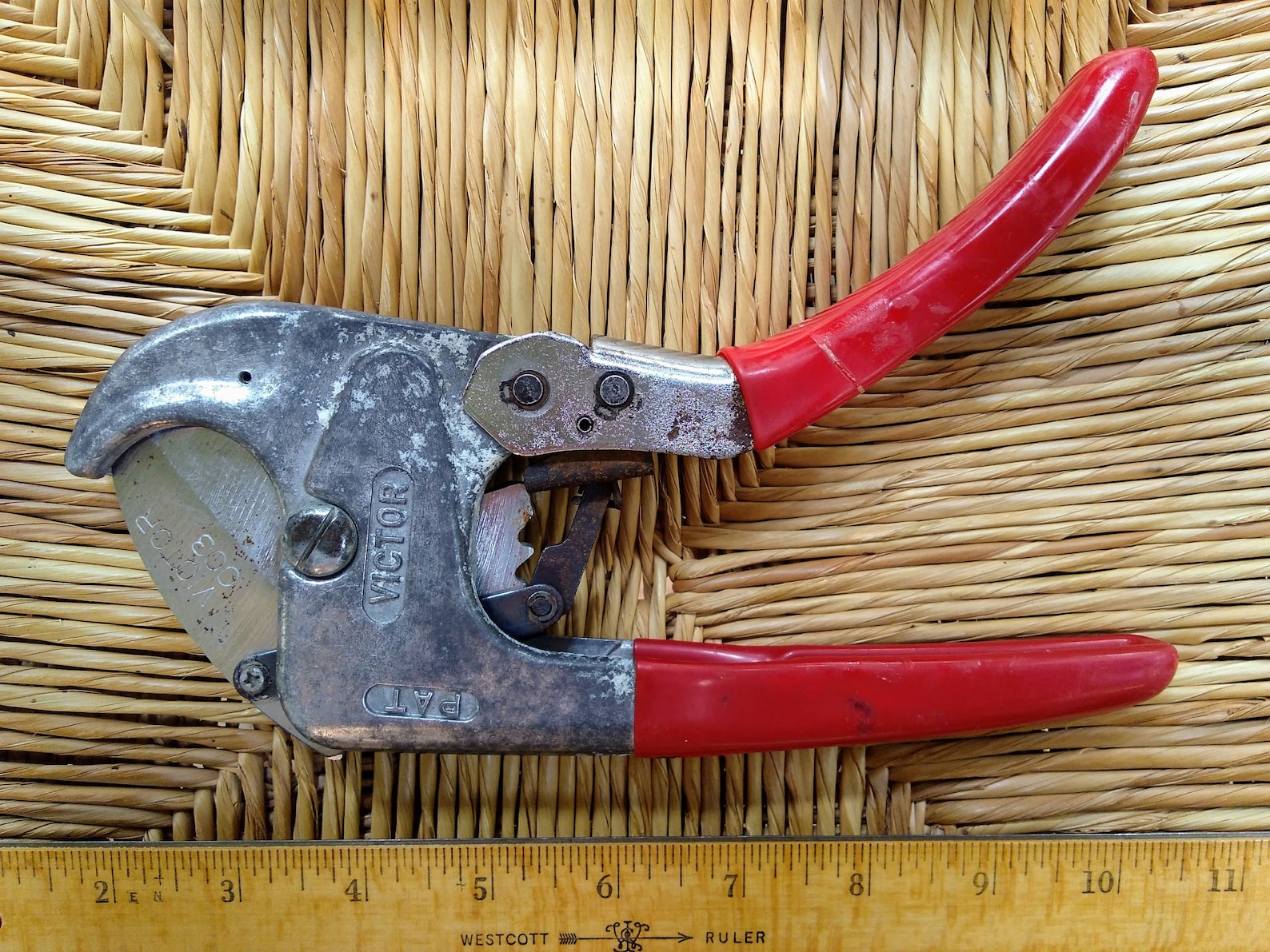 Victor VP30 ratcheting PVC pipe cutter cuts 1/2 to 1 inch Etsy