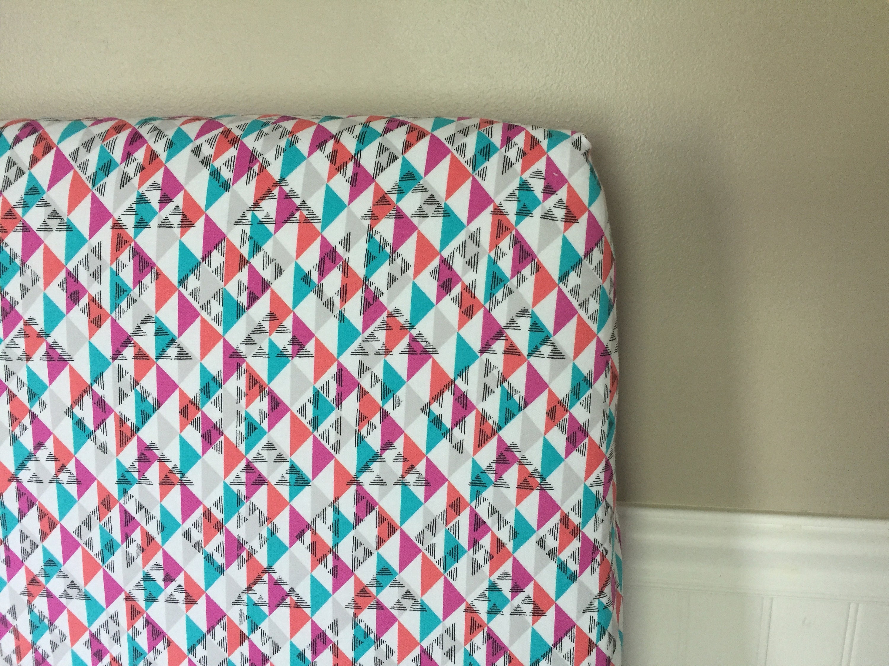 Magenta crib sheet hot sale