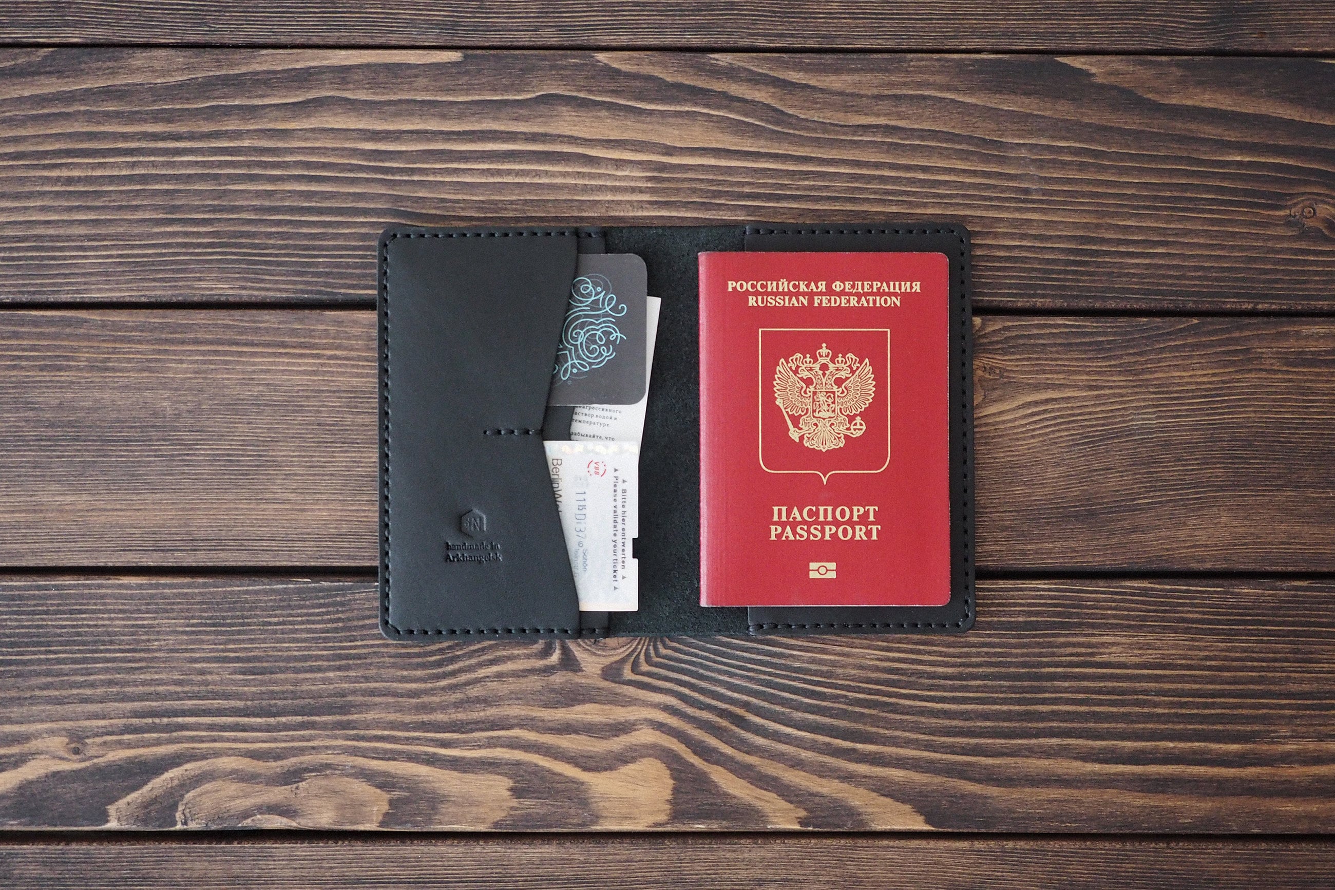 Christmas leather gift set. Set of personalized leather passport cover and zi... Christmas leather gift set. Set of personalized leather passport cover and zi...