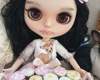 1/6 Set of  12 pastel colors cupcakes with sprinkles, balls and stars for blythe doll 1/6 scale