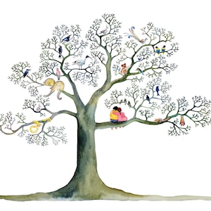 Könnte beinhalten: Ein Aquarellbild eines großen Baumes mit einem Paar, das auf einem Ast sitzt. Der Baum ist mit verschiedenen Vögeln, Tieren und Insekten gefüllt. Das Bild ist in einem verspielten Stil mit leuchtenden Farben gemalt.