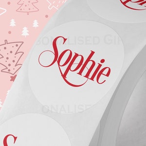 Sticker nom festif rouge personnalisé | Stickers Noël blanc brillant 5 cm | Parfait pour les sacs de fête de Noël, les emballages cadeaux et plus encore !