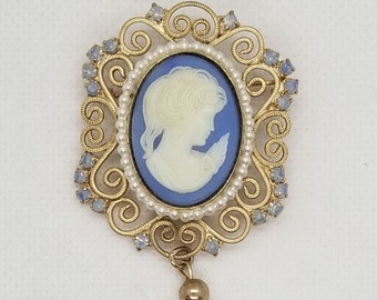 Vintage Blue, White, & Gold Cameo Pin/Brooch