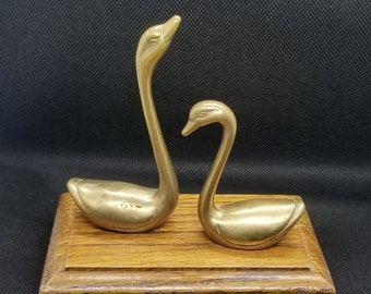 Vintage San Pacific Imports Mounted Brass Swans