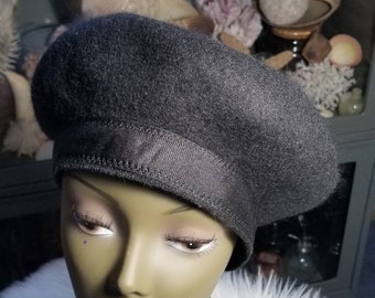 Vintage Beaded Embellished Black Beret Vintage Black Wool Beret W/ Faux Pearl Beaded Design - Etsy main image 2