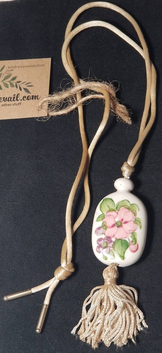Vintage Porcelain Floral Painted Necklace - image 1