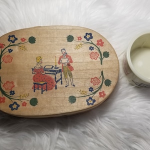 Vintage Shulton Old Spice Powder Box & Old Spice Glass Shave Mug