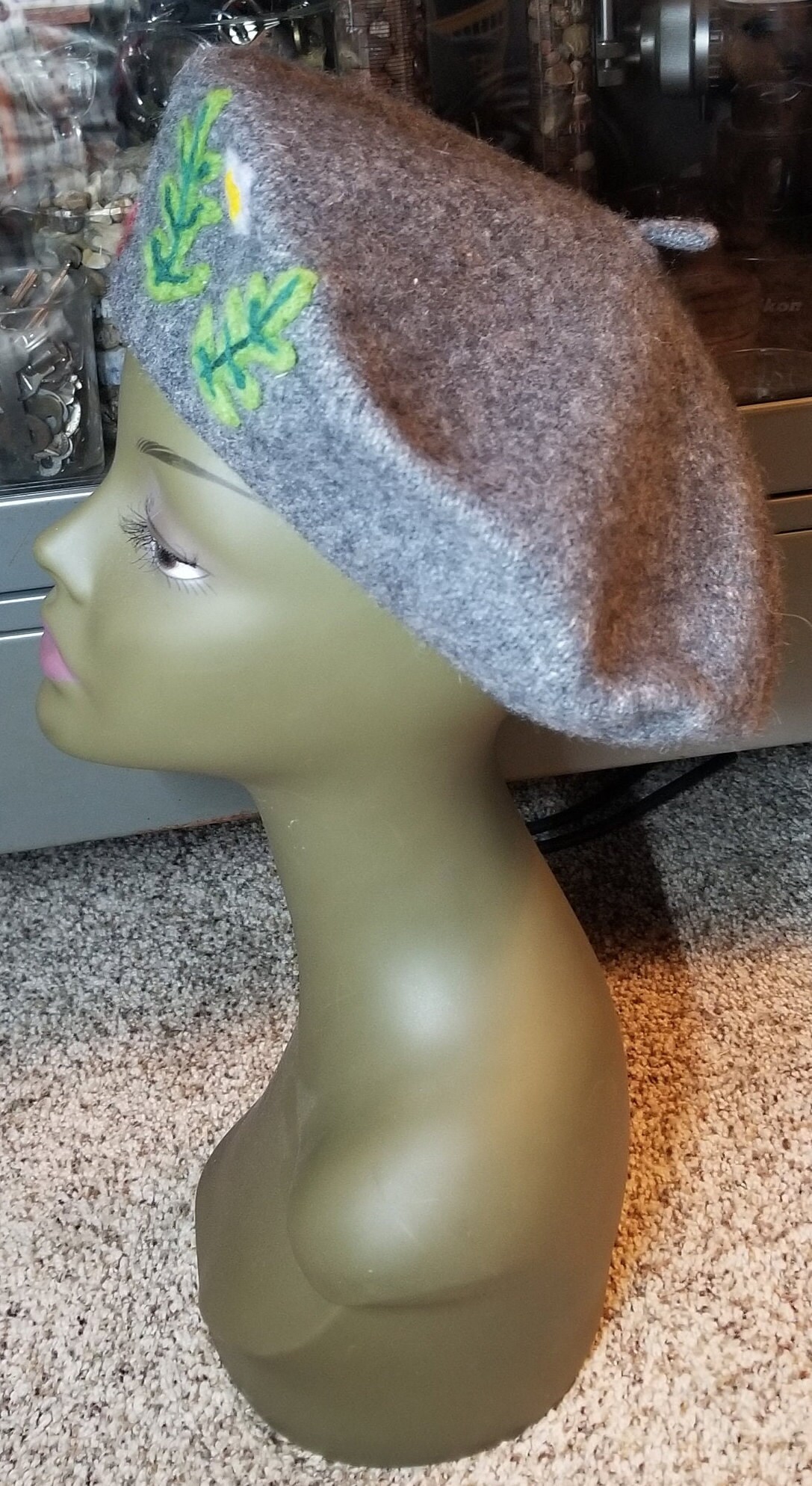 Vintage Wool Beret W/ Embroidered & Needle Felted Flowers - Etsy display picture 3