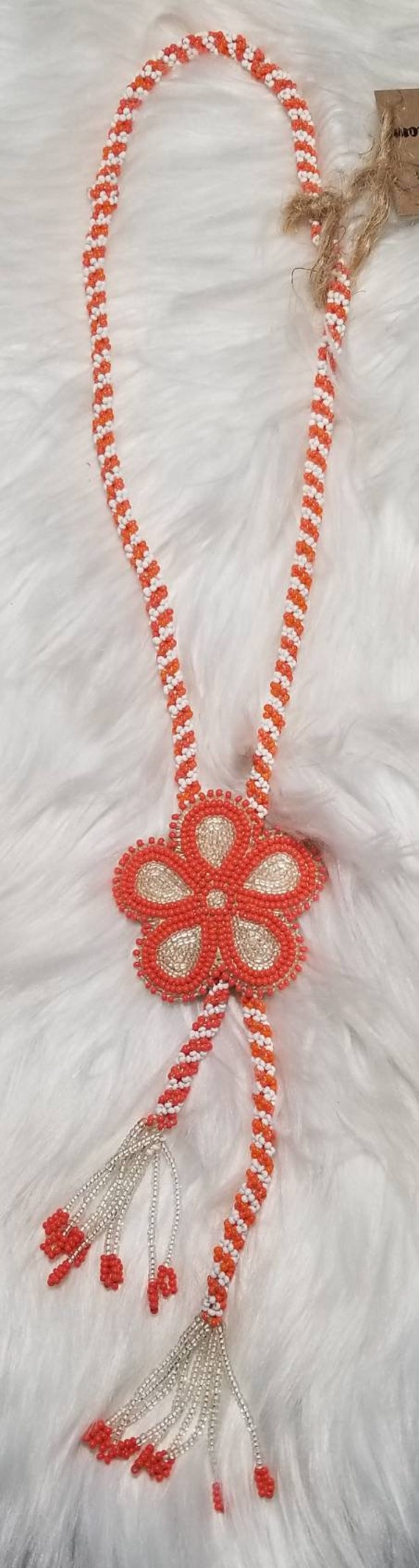 Vintage 1960s Orange & White Seed Bead Flower Nec… - image 2