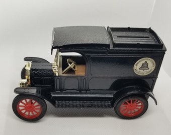 PACIFIC COAST OIL DIE CAST HORSE & WAGON TANKER COIN BANK by ERTL 